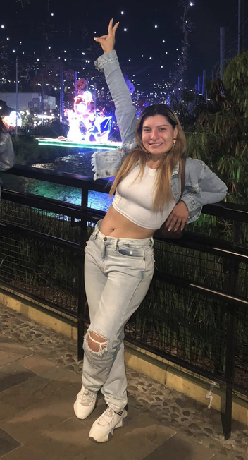 <em>Valentina Rojas</em>